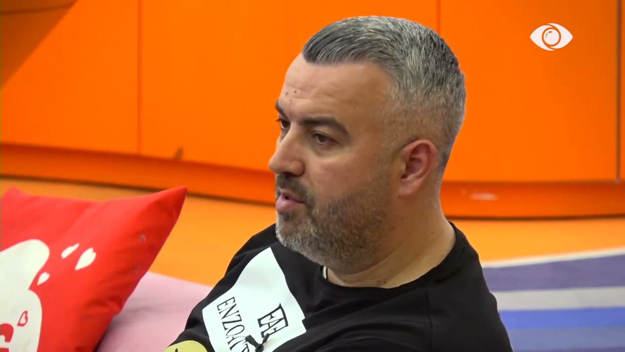 “Mendon se më ke bërë të ndihem ekstrem keq?”/ Rogerti i përgjigjet Selin: Patjetër