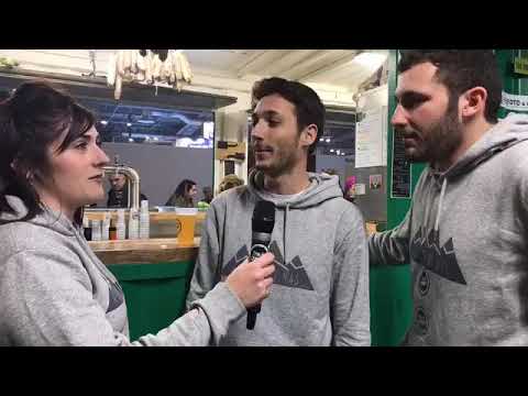 A vista de Nas / Sur les sentier du moudang