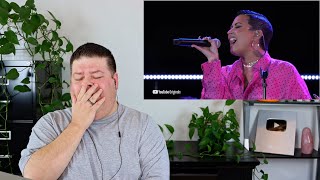 Download lagu Voice Teacher Reacts to Demi Lovato Dancing With T... mp3