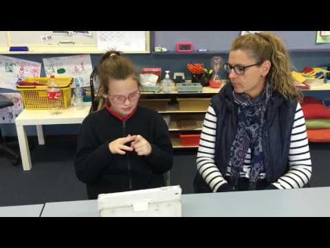 How to Sign Radio Aid in Auslan