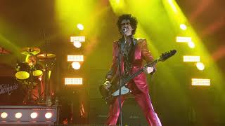 The Darkness - Solid Gold.  4K