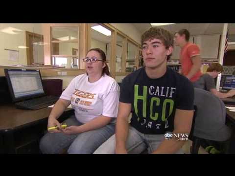 Kansas Teens Save Local Movie Theater-  Oakley Plainsmen