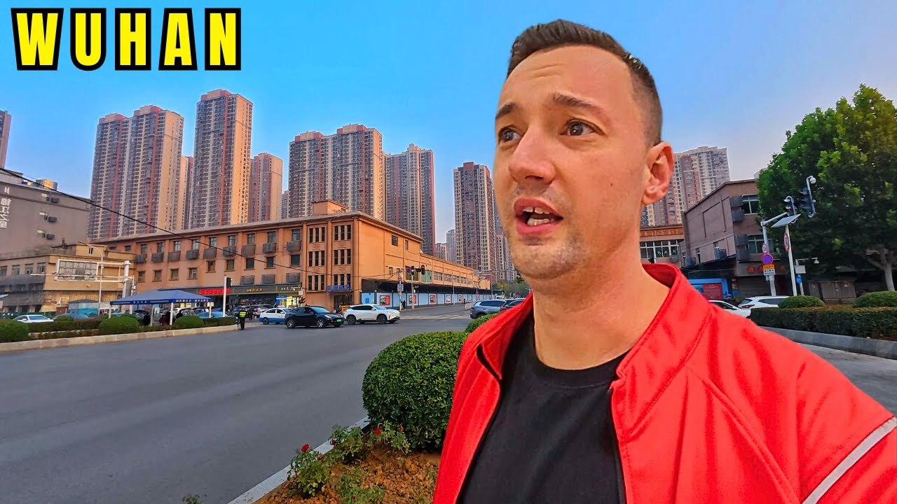My 1st Impressions Of Wuhan, China 🇨🇳 (What's It Like Today?)