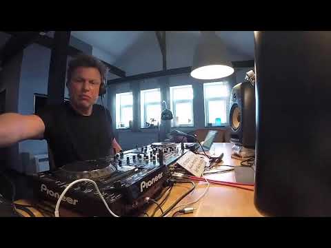 ANTIVIRUS DANCE RADIO | Timo Maas dj