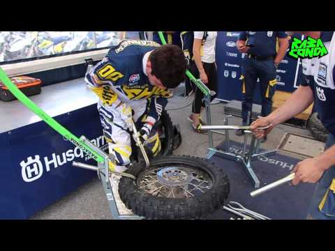 Danny McCanney Tyre Change EWC Rovetta Italy 2015