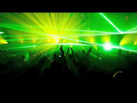 DeMaslayo - No One Alive (Wale, Wacka Flocka, Roscoe Dash // Overwerk)