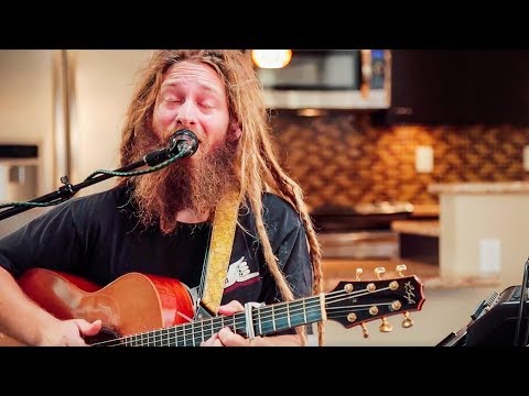 Mike Love - No Regrets (HiSessions.com Acoustic Live!)