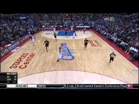 Blake Griffin Mailman dunk