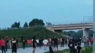 Download lagu BENTROK lagi Viking vs jakmania mp3