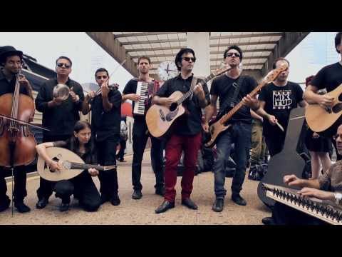 Video thumbnail for Bo’e Mahapecha - בואי מהפכה