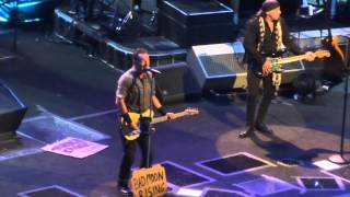 Bruce Springsteen &amp; The E Street Band- Bad Moon Rising (Live At The Leeds Arena 24/7/13)
