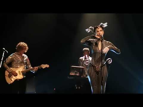 Chrysta Bell -"This Train" (with an homage to the late Julee Cruise)  -  live Lisbon 11 June 2022.