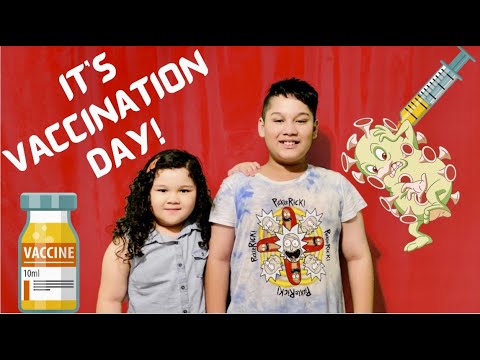 IT’S VACCINATION DAY! | Akon & Asha Convince Mum To Get The Covid Vaccine | Asha Sings Vaccine Songs