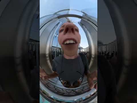 Visiting the TALLEST BUILDING in the WORLD! (Burj Khalifa) #shorts