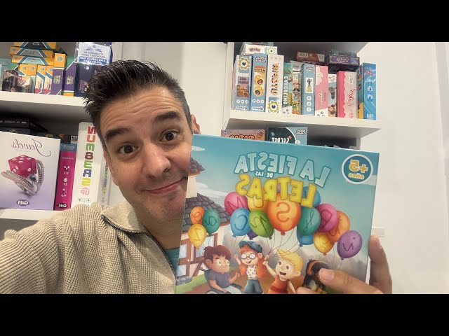 Vídeo relacionado con Pardofelis Juego de Mesa en Español, La Fiesta de Las Letras con Ruleta Alfabética y Pantalla Grande | 36 Tarjetas | Familiar para Niños y Adultos | Ideal para Fiestas y Cumpleaños