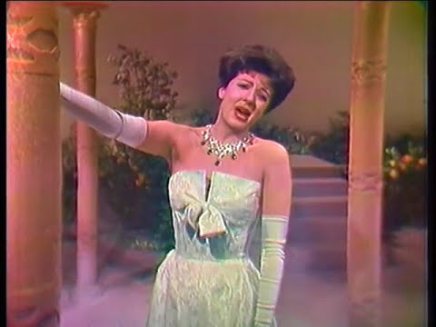 Anna Moffo sings La Traviata (vaimusic.com)