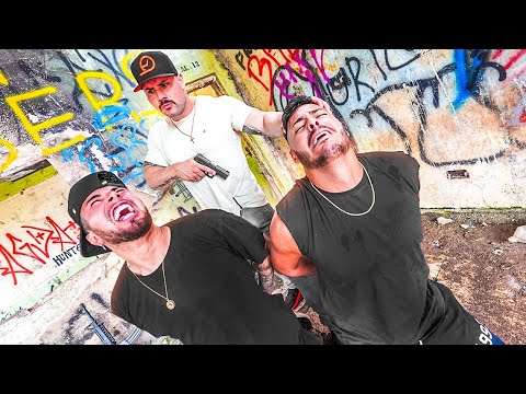 VOCÊ ESTÁ PRESO! ESCAPE DOS POLICIAIS ENQUANTO A TEMPO