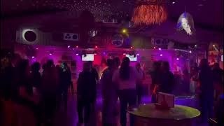 Soirée dansante · ambiance club