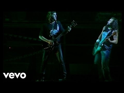 Videoclip de Un Tiempo Fuera De Casa (En Directo Desde Estadio De Huracán Buenos Aires / 2001) — La Renga