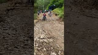 preview picture of video 'Jalan ambles dan rusak parah di kabupaten banjarnegara,kecamatan pandanarum'