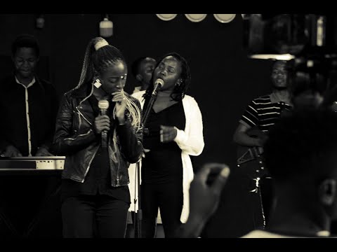 SHEILAH TUGUME - NGA MUKULU (Live)