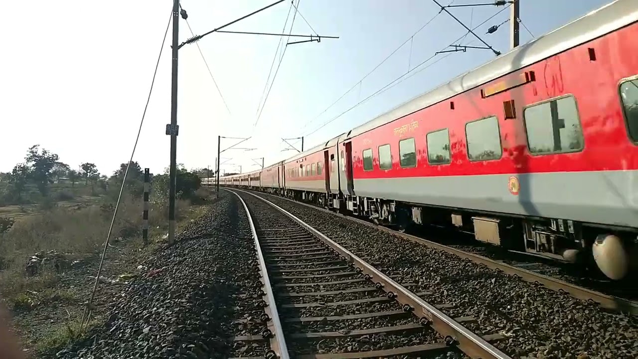 तूफानी गीतांजलि की रफ्तार देखिए ।। 12859 CSMT - HWH Gitanjali Express speedy running