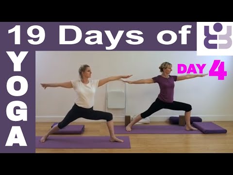 19 Days of Yoga - Day 4. Iyengar Yoga Sequence