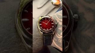 New Awake Sơn Mài - Silver Leaf in Carmine Red