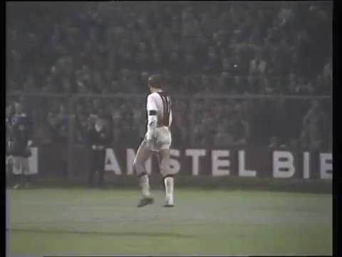 ECC 1971-72. Round of 16. AFC Ajax - Olympique Marseille. Highlights.