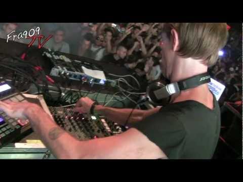 FRA909 Tv - RICHIE HAWTIN @ TIME WARP ITALY CLOSING SET