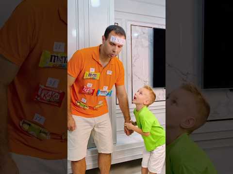 💁🍫 Leo Bought A Candy Bar From The Vending Machine-Daddy 😃🤭