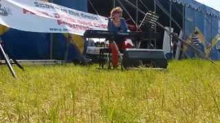 Emma Dean Covering  Addicted To You by Avicii