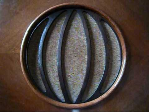 Peter Lescenco  sings ...