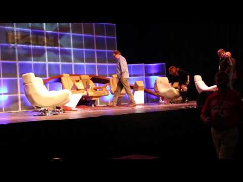 Veteran Thanks Cast of Star Trek: The Next Generation