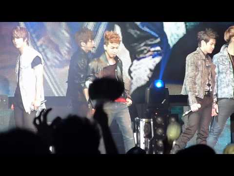 [FANCAM] 120303 Fiction Cut - Beast Beautiful Show in Singapore