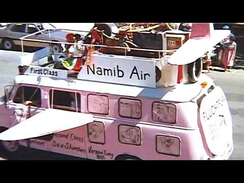 Das feuerrote Spielmobil ist wieder in Deutschland