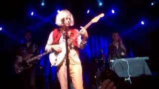 Connan Mockasin - Do I Make You Feel Shy? Live