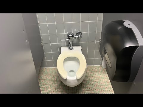 720. Morrill Hall 1st Floor Men’s Restroom Full Shoot