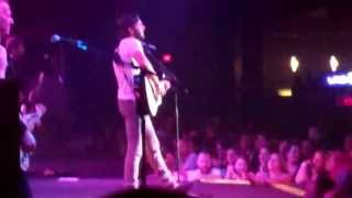 Sorry For Partyin&#39; - Thomas Rhett - Atlanta, GA 11/1/13