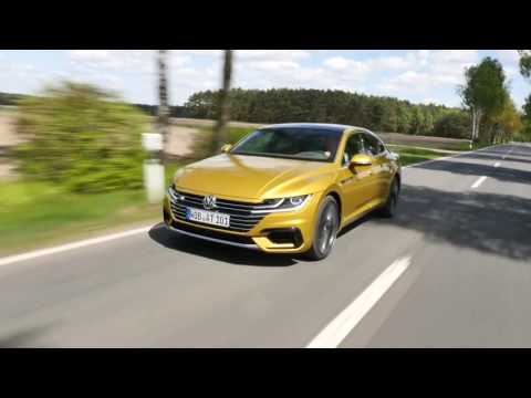 2018 Volkswagen Arteon Elegance & R Line - Driving Scenes