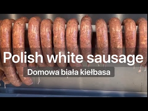 POLISH WHITE SAUSAGE AND COUNTRY SAUSAGE. Biala domowa kielbasa i kiełbasa wiejska.