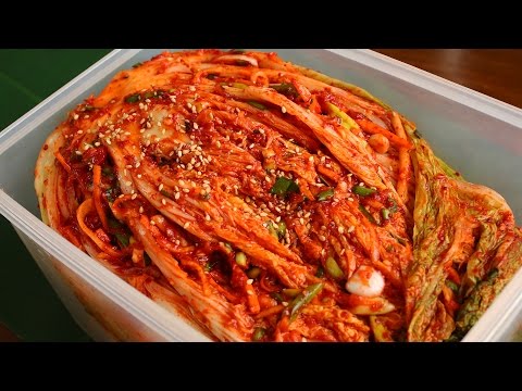 , title : 'Traditional kimchi recipe (Tongbaechu-kimchi: 통배추김치)'