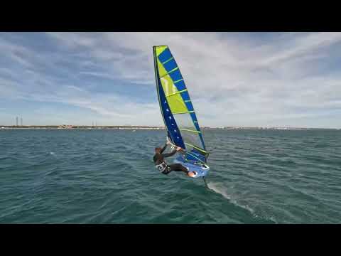 Windfoil slalom session filmed from a kitefoil !