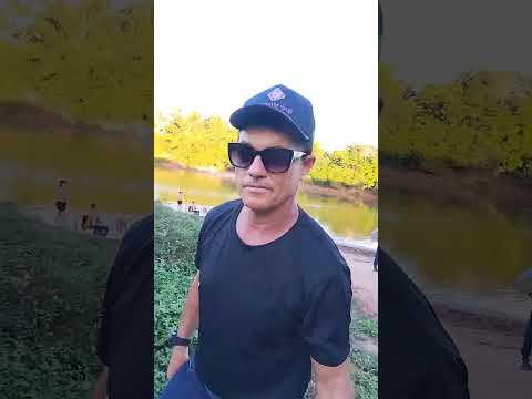 Éu andando na beira do rio garças barra do Graças mato grosso ⁹