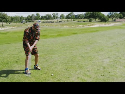 Jonas har stora problem med golfsvingen  - Camping Queens (Sjuan)
