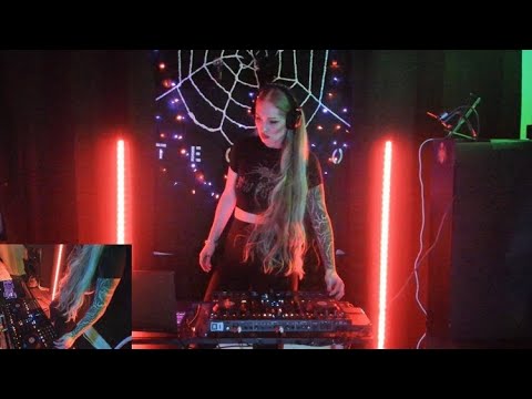 HUNNTER HOLLOWEB SESSIONS XX1 | TECHNO SET