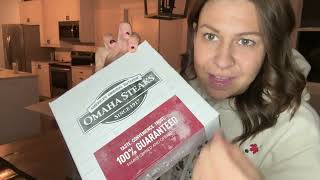Watch me unbox and see how they package these Omaha steaks Omaha Steaks Deluxe Gift Package