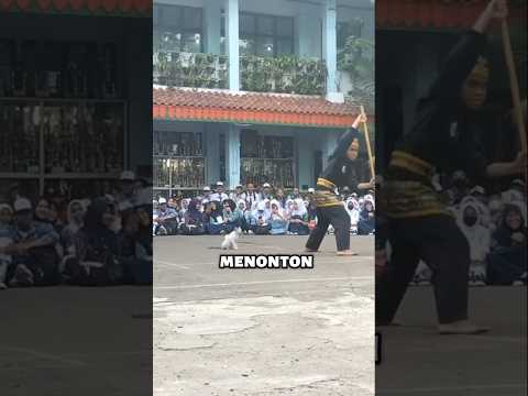 reflek cepat kucing #shorts #shortvideo