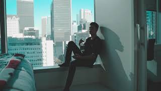 Solo en Mi Habitación Music Video