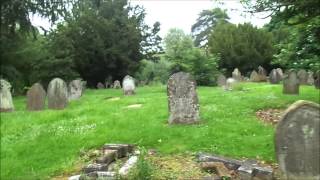 preview picture of video 'LOCKWOOD TERRITORY, Part I, St Peter & St Paul's Churchyard, Newport Pagnell, Bucks, by Sheila,May 3'